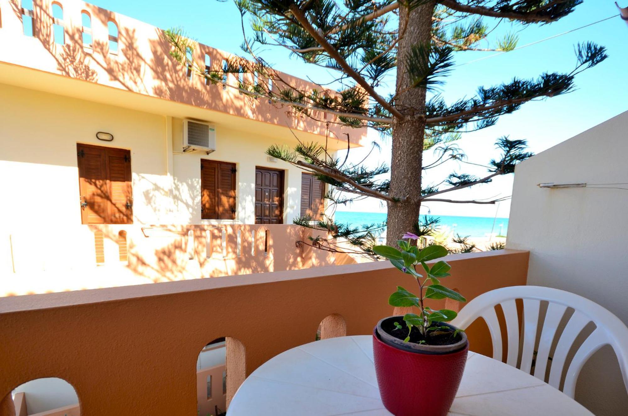 Aparthotel Anthoula Sunrise à Kokkini Hani Extérieur photo